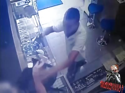 Jewelry store owner thwarts robbery pulls gun on thief