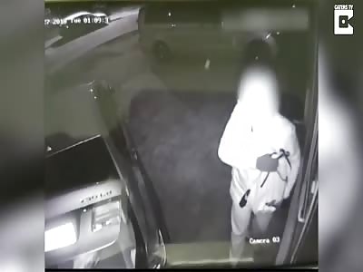 Hi-Tech Car Thieves Break Into Car In 90 Seconds