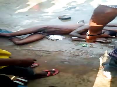 Armed Robbers Caught & Mercilessly Beaten To Death