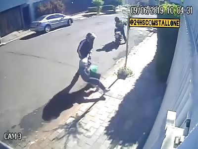 robbery in broad daylight 