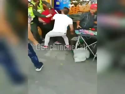 Venezuelan thief brutally beating in cali street