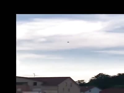 UFO Filmed In The French Countryside