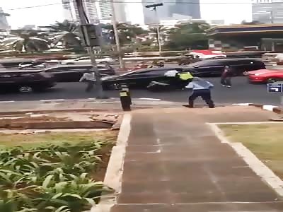 Abusive police man gets beating and one hard punch 