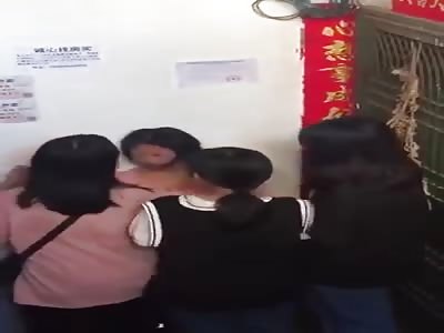 Innocent young Chinese girl bullied by her classmates 