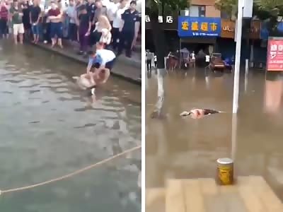Corps of dead young man pulled out from water 