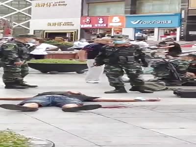 Chinese military kill criminal and arrest another after fail robbery 