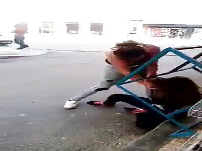 Two street prostitute fighting 