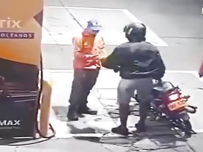 Armed robbery in petrol station in Colombia 
