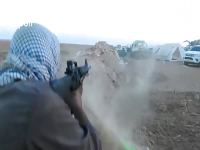 Intense video shows ISIS eliminating between PMU group east of Al Tanf Border Crossing.