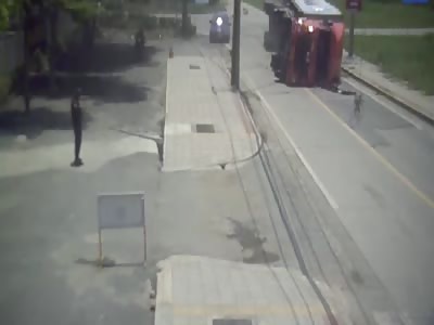 Driver miraculously survives being crushed by 25 tonne container
