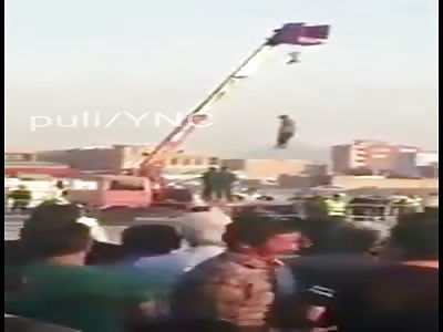 A young man was hanged in the city of Merodash with a crane
