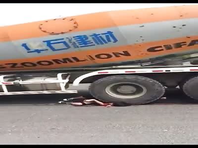 accident .. man crushed by truck