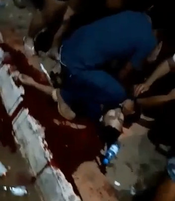 Guy Gets Fatally Stabbed in Drunk Street Fight (Action & Aftermath)