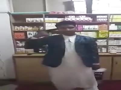Kid Blows his Brains Out inside Corner Store...