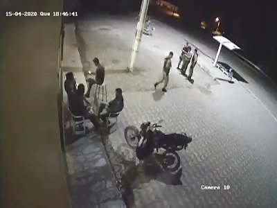 CRIMINAL IS SHOT AFTER EXCHANGING SHOTS WITH THE POLICE.  