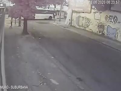  CCTV crash. Man crushed by bus