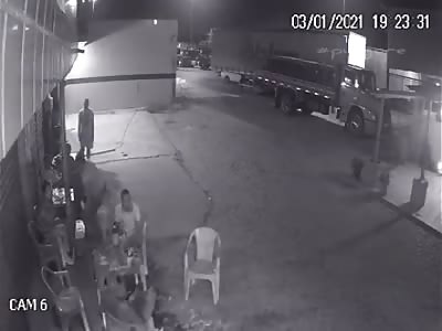 CCTV. attempted robbery ends in tragedy
