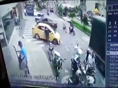 Impressive machete attack on a traffic officer 