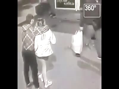 BRUTAL!! A guy tries messing with the wrong guy !!