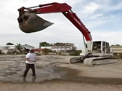Dude accidentally hits the wrong button on excavator and kills his co-