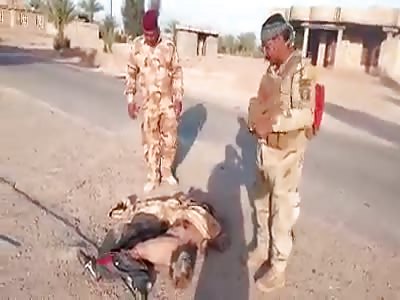 Iraqi soldiers play with terrorist isis   corps