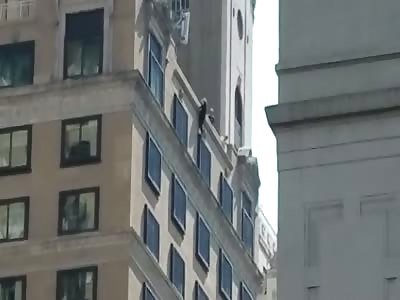  Female JumpsFalls From Midtown Hotel On 6th Ave In Manhattan New York