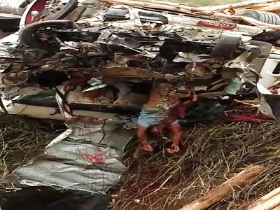 horrific accident  in brasil in teofilio otoni city 
