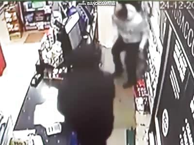 thief beaten by victims