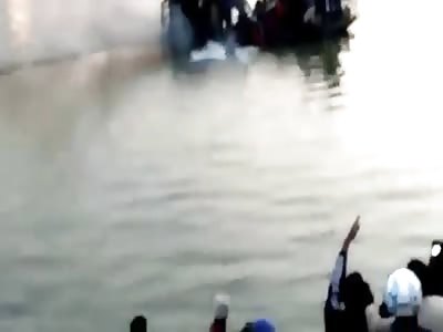  Boat with 40 capsizes at least 21 dead