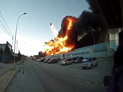 FANTASTIC EXPLOSION AT A CHEMICAL PLANT #video 2