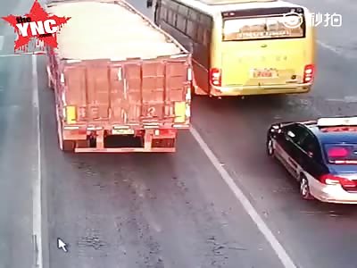 Biker dies after he slams into the back of a stationary truck 