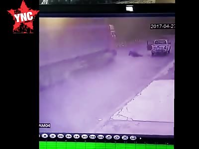 Chinese scam goes wrong: Man ended Crushed by Truck!