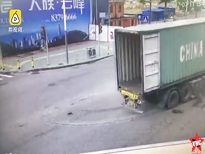 man sees his friend get crushed under a truck
