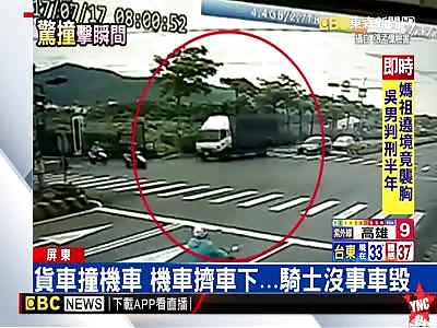 lorry ran a red light killing a biker