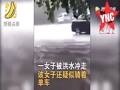 woman was washed away by the flood 