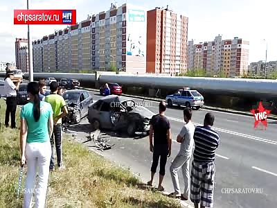 russian man dead when a Ford crashed into a Lada Samara. impact @0:20 body @0:37