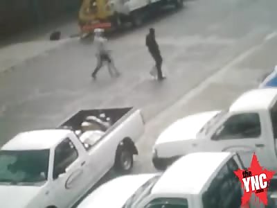 south african Man Gets Robbed In The Street While Bystanders Do Nothing