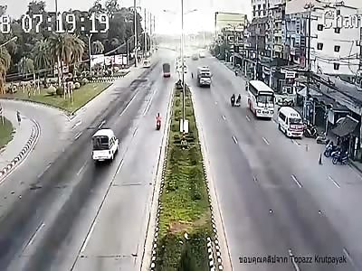 [final destination] car tier kills a woman on her bike in Thailand (Best Quality)