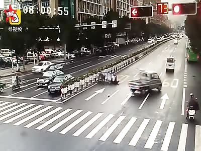 accident tricycle vs pick up in Zhejiang