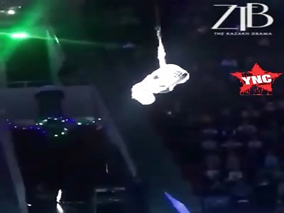 In the circus of Astana, Kazakhstan gymnast performance went wrong 