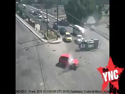 Accident at Cuautitlan Izcalli, Estado De Mexico