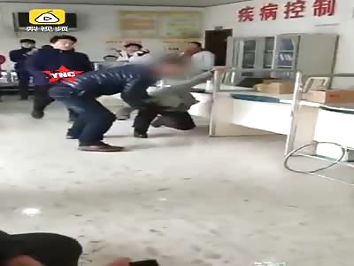 man gives his wife slaps in Suizhou