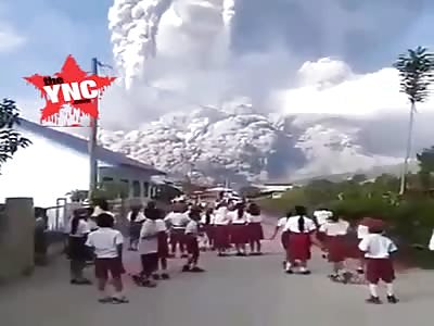 Sinabung  volcano eruption 