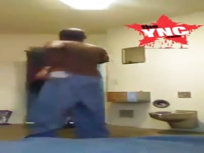 blacks fighting in there cell