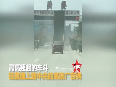 lorry accident in Guangdong