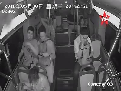 a phone explodes  on the No. 551 of Guangzhou Bus