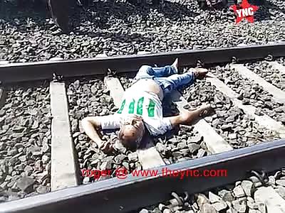 a fat dead man on the Binaâ€“Katni line railway track, in Damoh