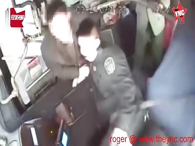 angry bus passenger in Sichuan