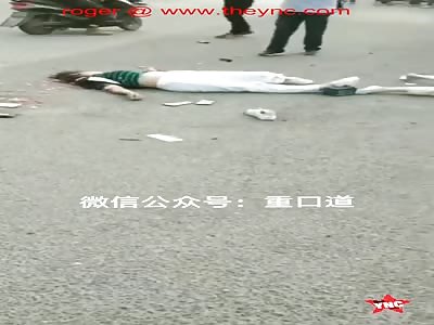 two were crushed on the zebra crossing in Jiangsu province