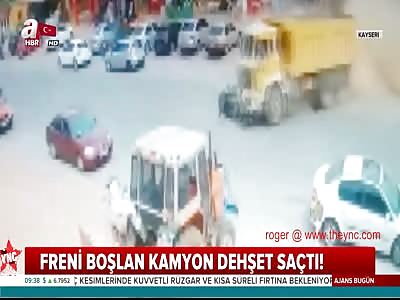  mother and daughter  were crushed by a truck in Turkey